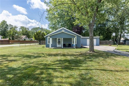 9990 Aldridge Dr, Columbia Station, OH, 44028-9621 | Card Image
