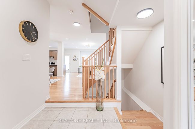 71 Tango Cres, House other with 4 bedrooms, 4 bathrooms and 2 parking in Newmarket ON | Image 6