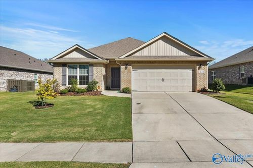 143 River Pointe Dr, New Market, AL, 35761-7778 | Card Image