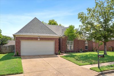 9813 Calderdale Dr, House other with 3 bedrooms, 2 bathrooms and null parking in Cordova TN | Image 3