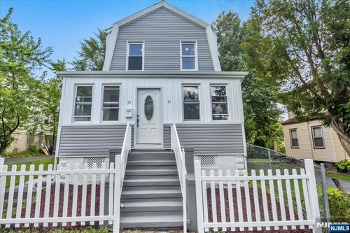 31-29-31 Brighton Ter, Irvington, NJ, 07111-3704 | Card Image