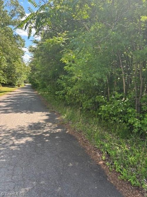 5274 Yanceyville Road, Browns Summit, NC, 27214 | Card Image