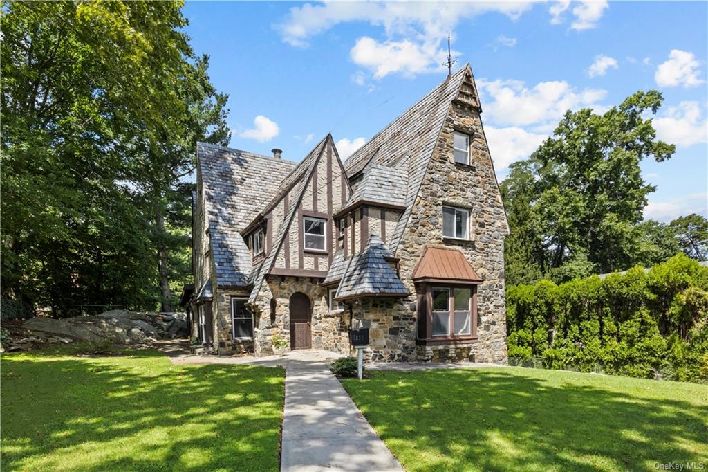 Netherland Ave, Bronx, NY 10471