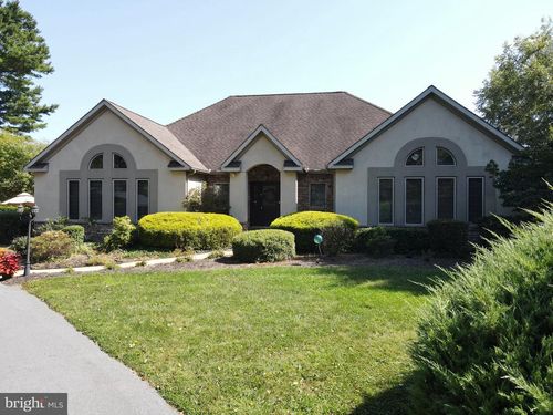 890 S Mount Pleasant Road, LEBANON, PA, 17042 | Card Image