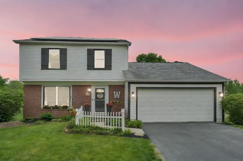 696 Buehler Dr, Delaware, OH, 43015-4002 | Card Image