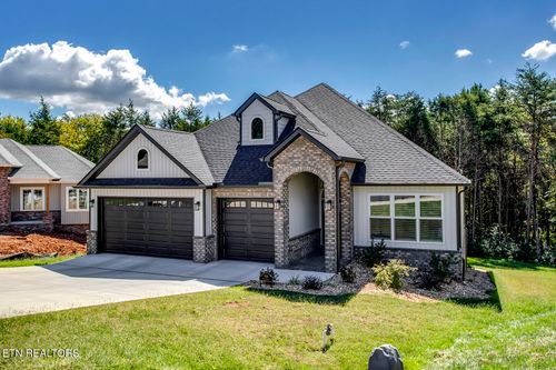 304 Gado Trce, Loudon, TN, 37774-6850 | Card Image