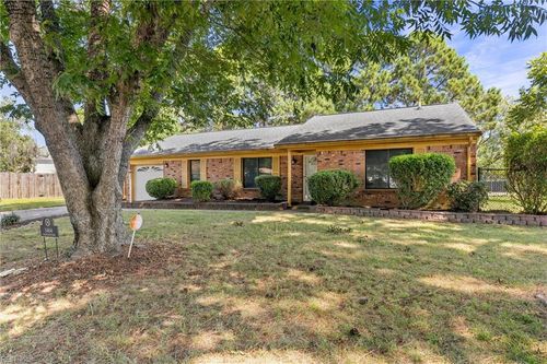 5404 Stagecoach Trl, Virginia Beach, VA, 23464-6923 | Card Image
