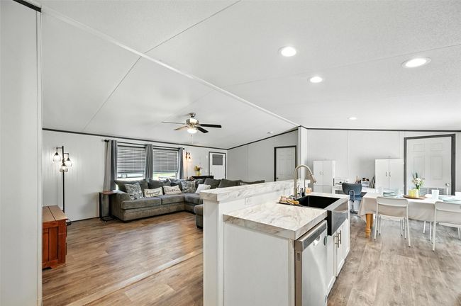 301 Eagle Pkwy, House other with 3 bedrooms, 2 bathrooms and null parking in Mabank TX | Image 13