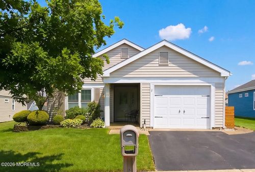 15 Sandhurst St, Manchester, NJ, 08759-6607 | Card Image