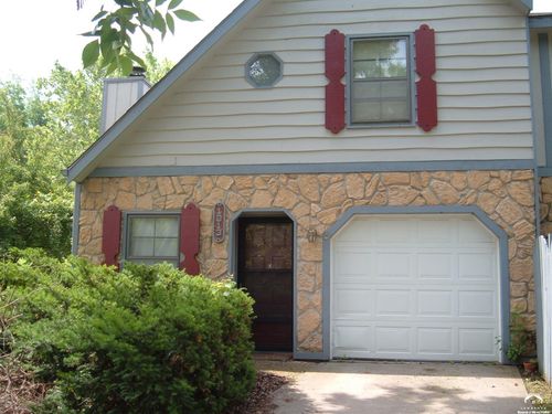 1905 W 3rd Ter, Lawrence, KS, 66044-4675 | Card Image