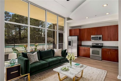 unit-110-3400 Malone Dr, Chamblee, GA, 30341-2706 | Card Image