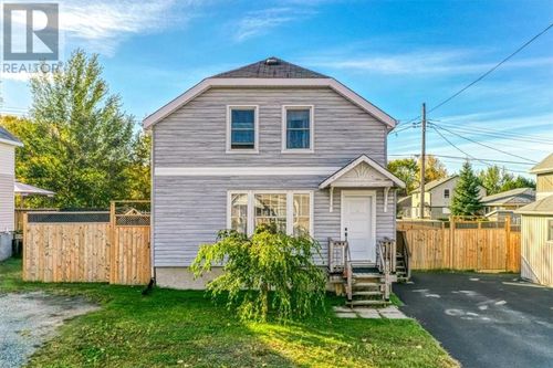 103 Henry St, Garson, ON, P3L1A4 | Card Image