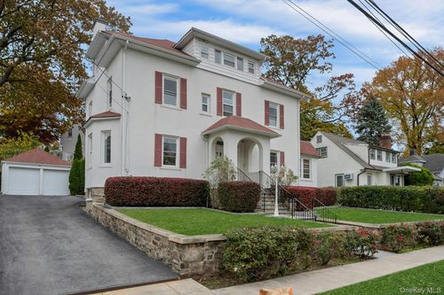 193 Harmon Ave, New Rochelle, NY, 10801-3605 | Card Image