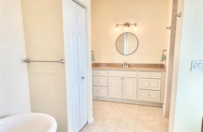 16204 3 Rd St E, House other with 3 bedrooms, 4 bathrooms and null parking in REDINGTON BEACH FL | Image 34