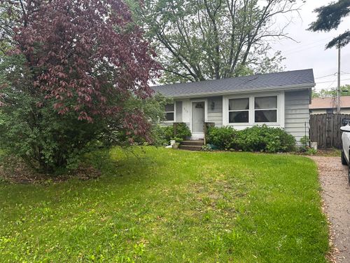 519 Faircrest Ave Nw, Walker, MI, 49534-3439 | Card Image