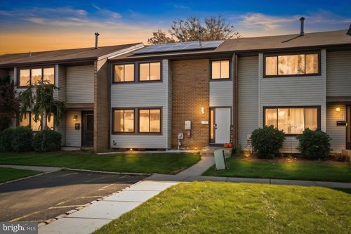 9 Twin Rivers Drive N, Hightstown, NJ, 08520 | Card Image