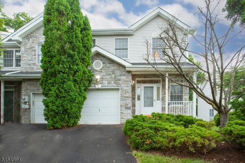 72 Emily Pl, Parsippany, NJ, 07054-3426 | Card Image