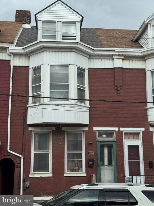 353 E Prospect St, YORK, PA, 17403-2319 | Card Image
