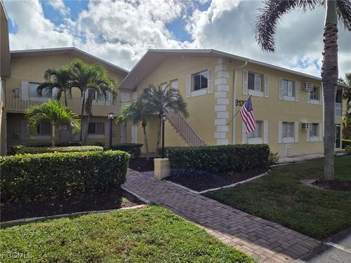 unit-206-8135 Country Rd, FORT MYERS, FL, 33919-7137 | Card Image