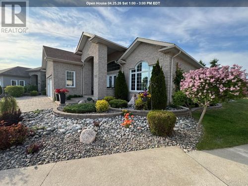 132 Wolverine Cres, Thunder Bay, ON, P7C5Z2 | Card Image