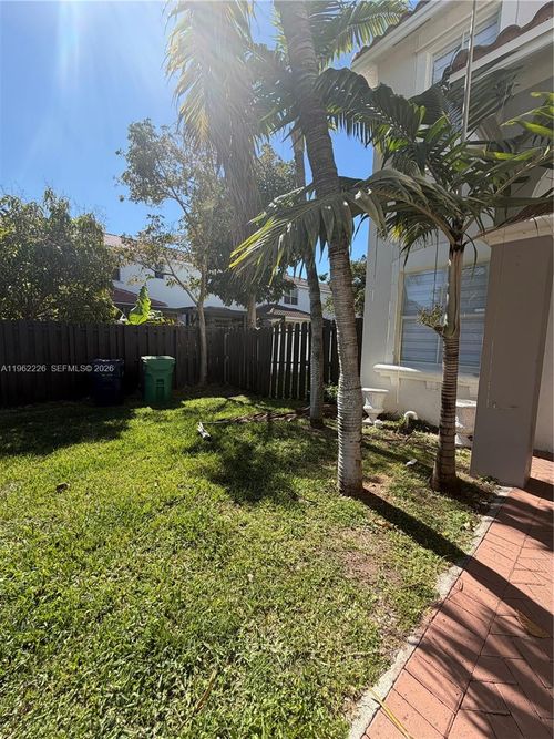 24532-24532 Sw 110th Ave, Homestead, FL, 33032-4400 | Card Image