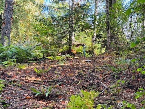 20 E Agate Rd, Shelton, WA, 98584-8809 | Card Image