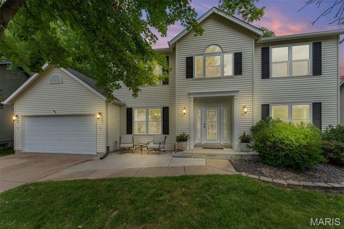 1085 Treeshade Dr, Saint Peters, MO, 63376-3843 | Card Image