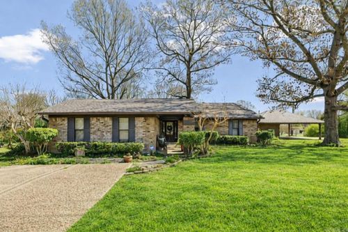 8112 Hart Rd, Benton, AR, 72019-7182 | Card Image