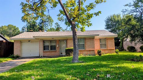 517 E Tyler St, Richardson, TX, 75081-3426 | Card Image