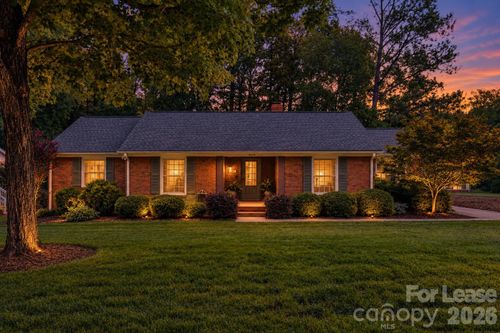 4323 Emory Ln, Charlotte, NC, 28211-2410 | Card Image