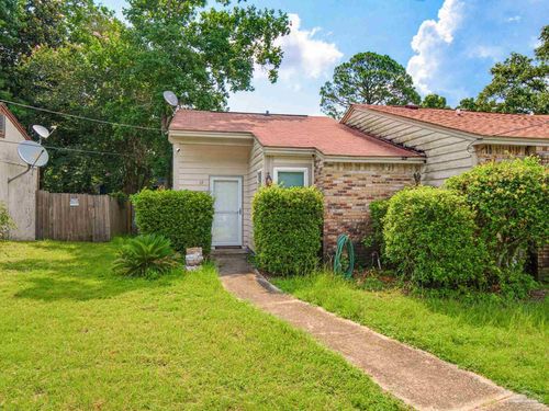 12 N Crow Rd, Pensacola, FL, 32506-4344 | Card Image