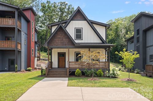 89 Glendale Ave, Asheville, NC, 28803-1438 | Card Image
