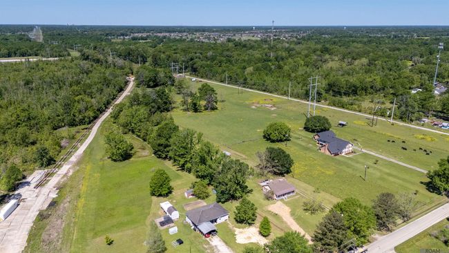 2015 Old Baker Rd, House other with 2 bedrooms, 1 bathrooms and null parking in Zachary LA | Image 29