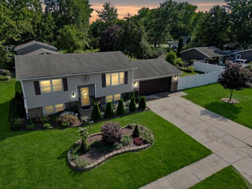 1634 Northwood Dr, Lowell, IN, 46356 | Card Image