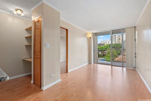 apt-301-1535 Pensacola St, Honolulu, HI, 96822-3862 | Card Image