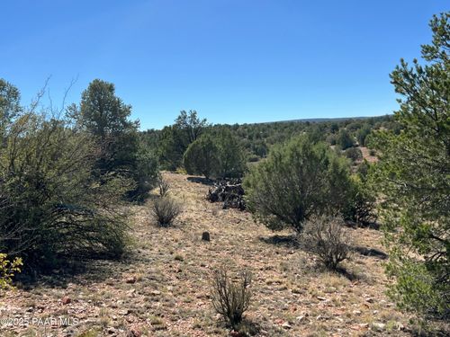 9a Off Ranch Rd, Ash Fork, AZ, 86320 | Card Image