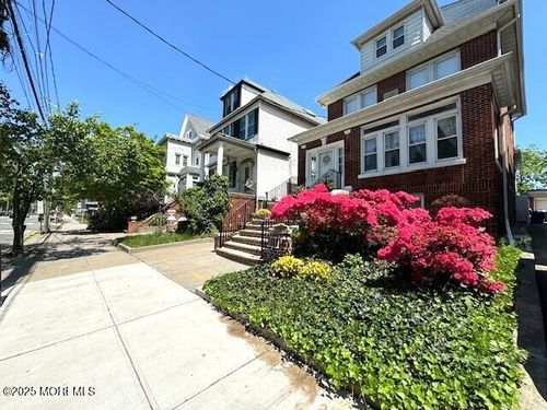 1022 Kennedy Blvd, Bayonne, NJ, 07002-2047 | Card Image