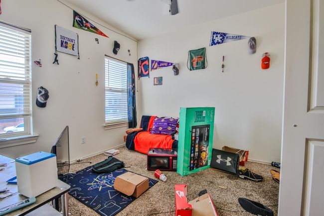 6904 20 Th St, Townhouse with 3 bedrooms, 2 bathrooms and null parking in Lubbock TX | Image 10