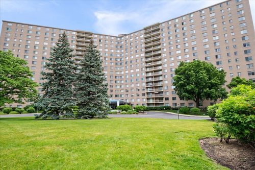 115-7061 N Kedzie Ave, Chicago, IL, 60645-2855 | Card Image