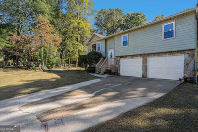 2490 Suncrest Court, House other with 4 bedrooms, 2 bathrooms and 2 parking in Buford GA | Image 3