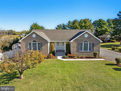 107 Shenell Dr, Mount Jackson, VA, 22842-9509 | Card Image
