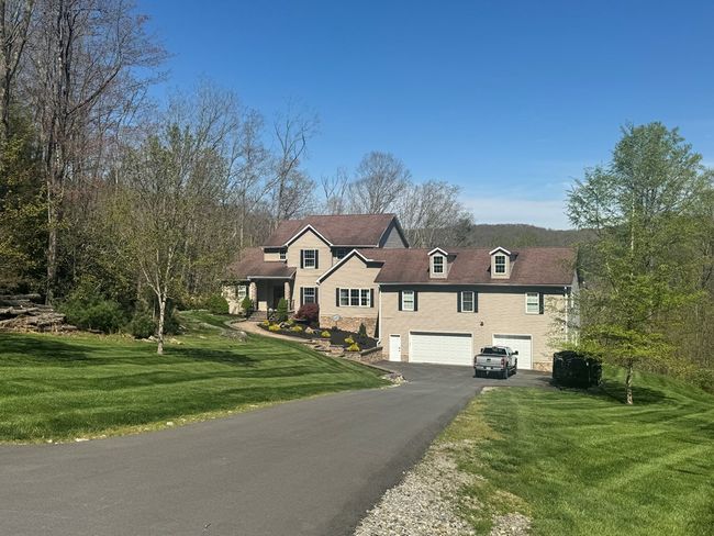 340 Royal Oaks Dr, House other with 6 bedrooms, 6 bathrooms and 47 parking in Daniels WV | Image 56