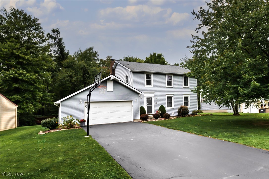 Woodledge Dr, Mineral Ridge, OH 44440