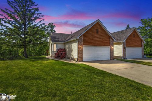 9340 Rayna Dr, Davison, MI, 48423-2854 | Card Image