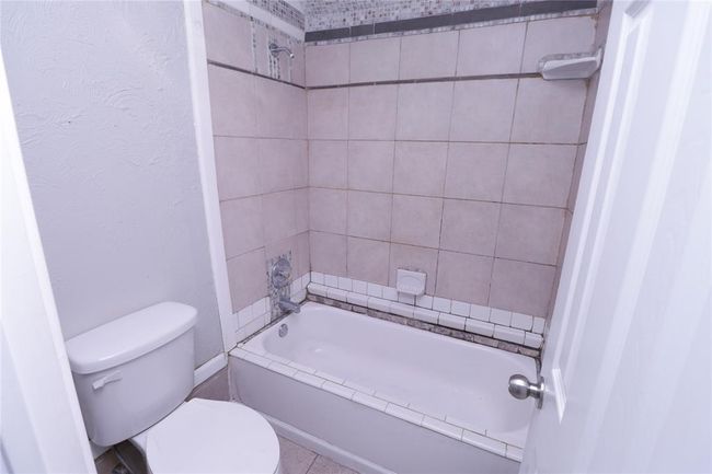 23303 Calico Corners Ln, House other with 3 bedrooms, 2 bathrooms and 2 parking in Spring TX | Image 18