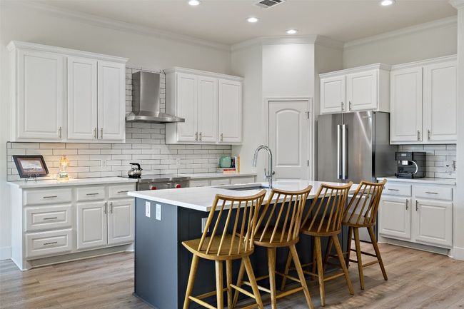 300 Errol Dr, House other with 4 bedrooms, 2 bathrooms and 6 parking in Spicewood TX | Image 16