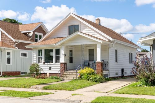 3616 Lindermann Ave, RACINE, WI, 53405-2920 | Card Image
