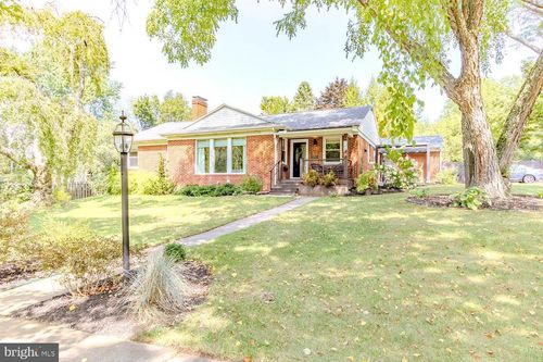 293 Homan Ave, STATE COLLEGE, PA, 16801-6333 | Card Image