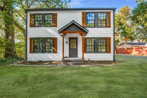 109 S Central Ave, Waxahachie, TX, 75165-2266 | Card Image