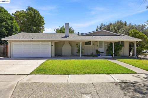 4315 Denker Dr, Pleasanton, CA, 94588-3853 | Card Image